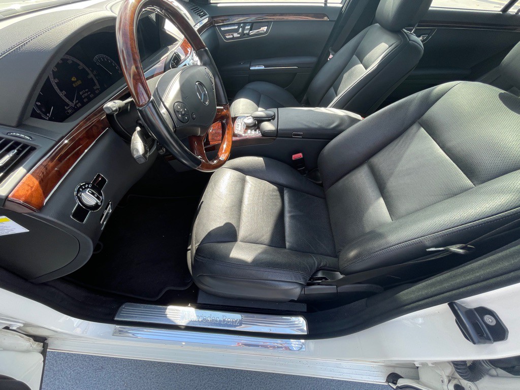 2010 Mercedes-Benz S-Class Image 57