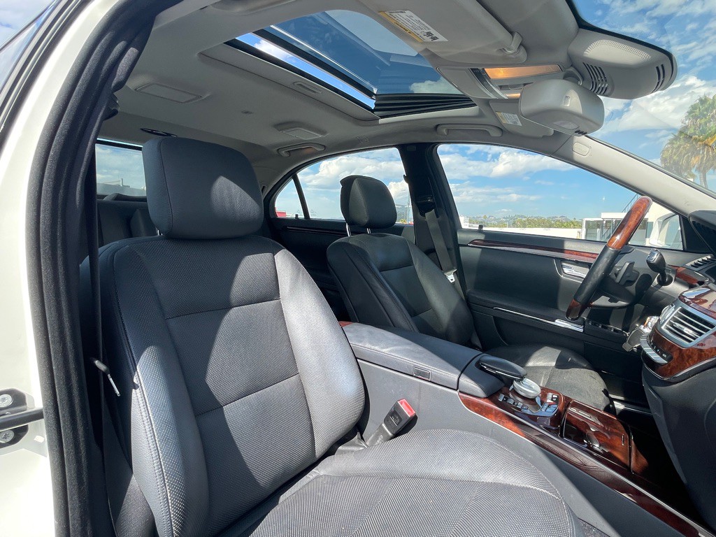 2010 Mercedes-Benz S-Class Image 106