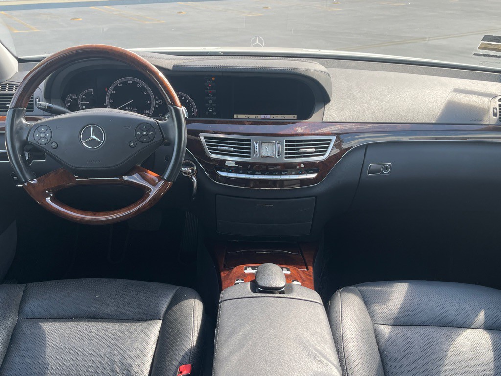 2010 Mercedes-Benz S-Class Image 110