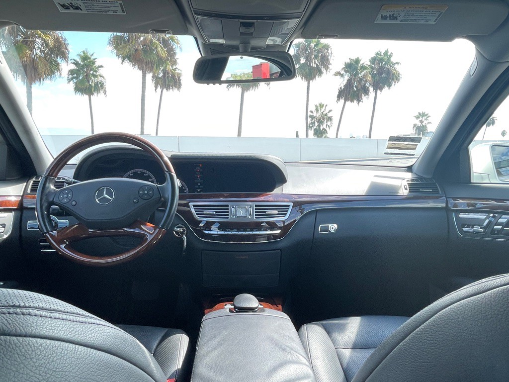 2010 Mercedes-Benz S-Class Image 116