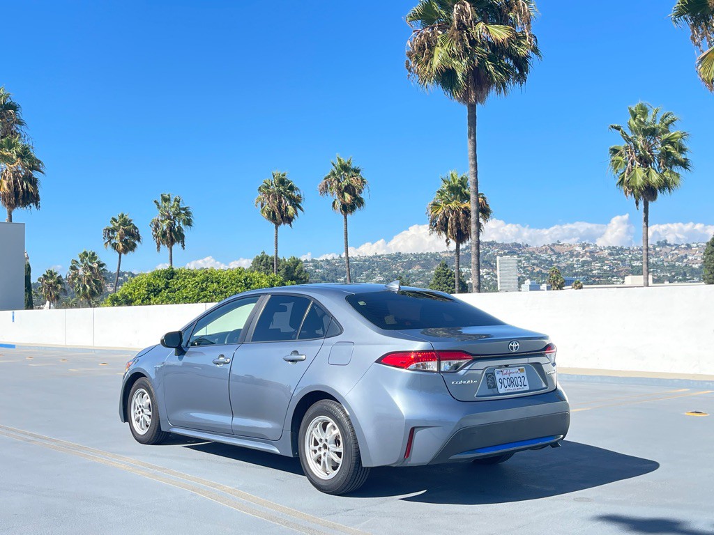2020 Toyota Corolla Image 2
