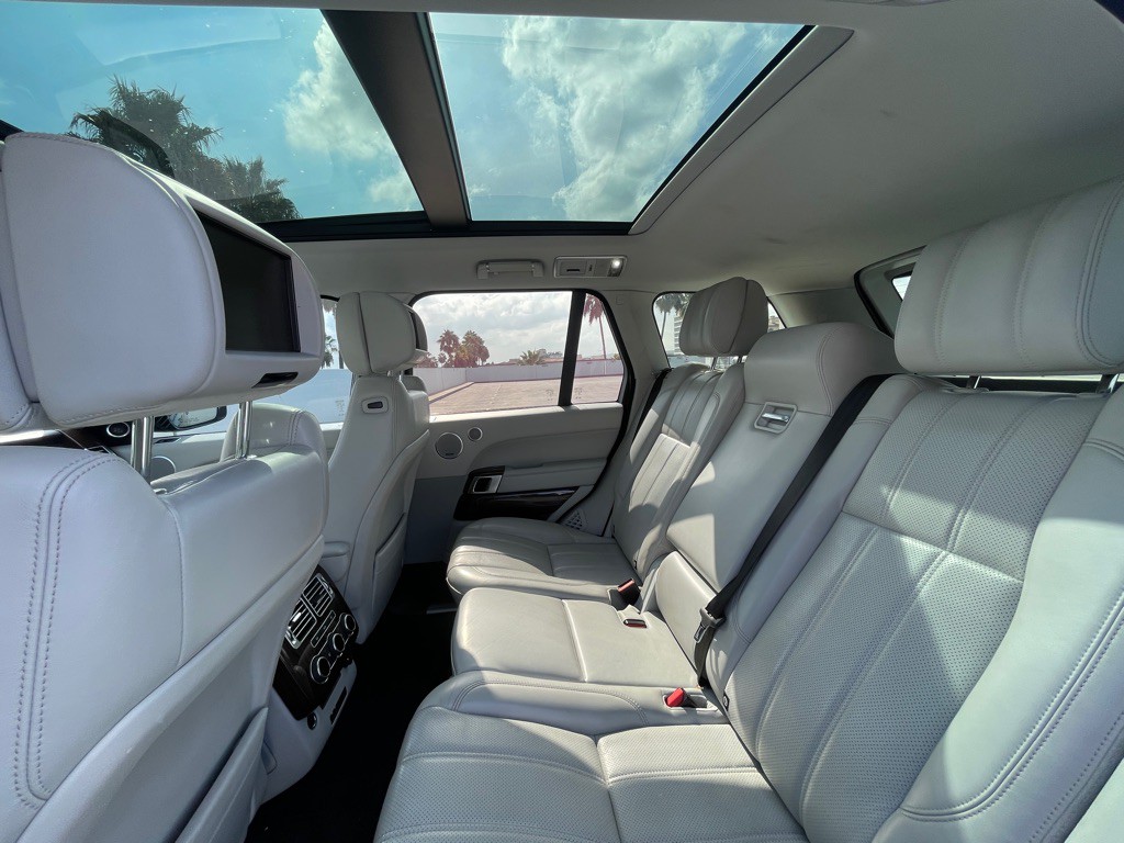 2016 Land Rover Range Rover Image 72
