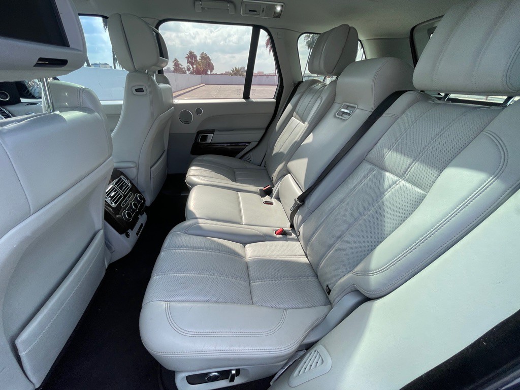 2016 Land Rover Range Rover Image 73