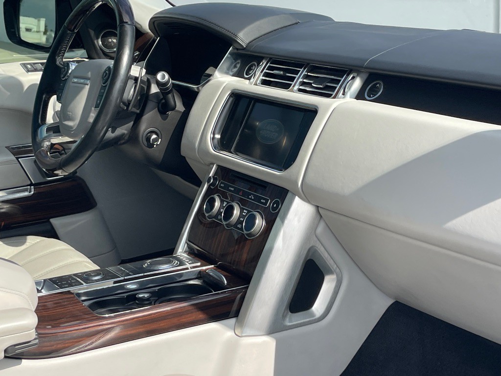 2016 Land Rover Range Rover Image 93