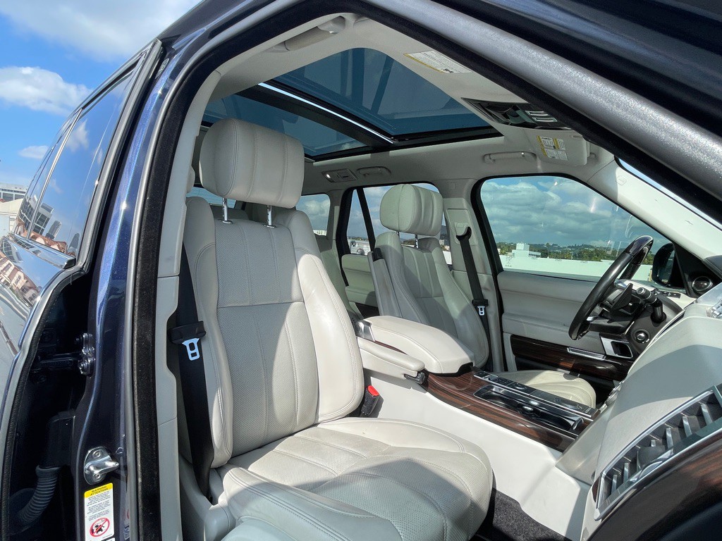 2016 Land Rover Range Rover Image 97