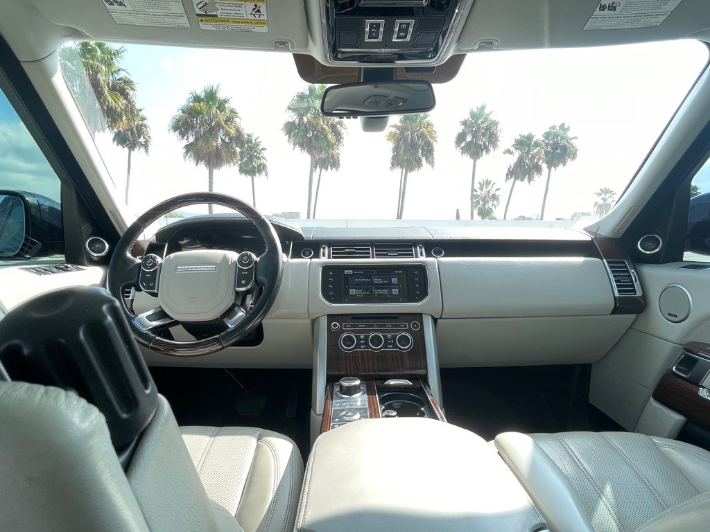 2016 Land Rover Range Rover Image 101