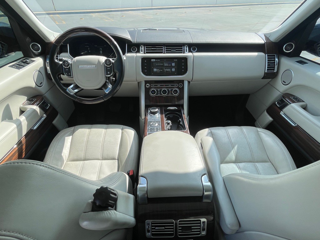 2016 Land Rover Range Rover Image 104