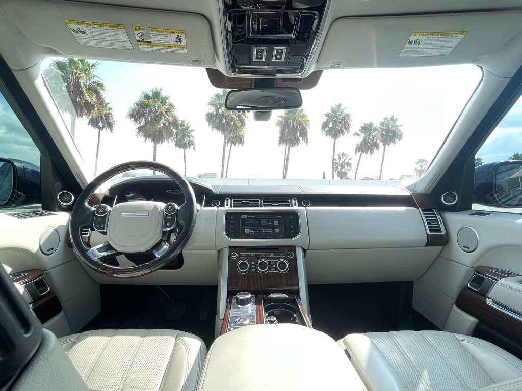 2016 Land Rover Range Rover Image 107