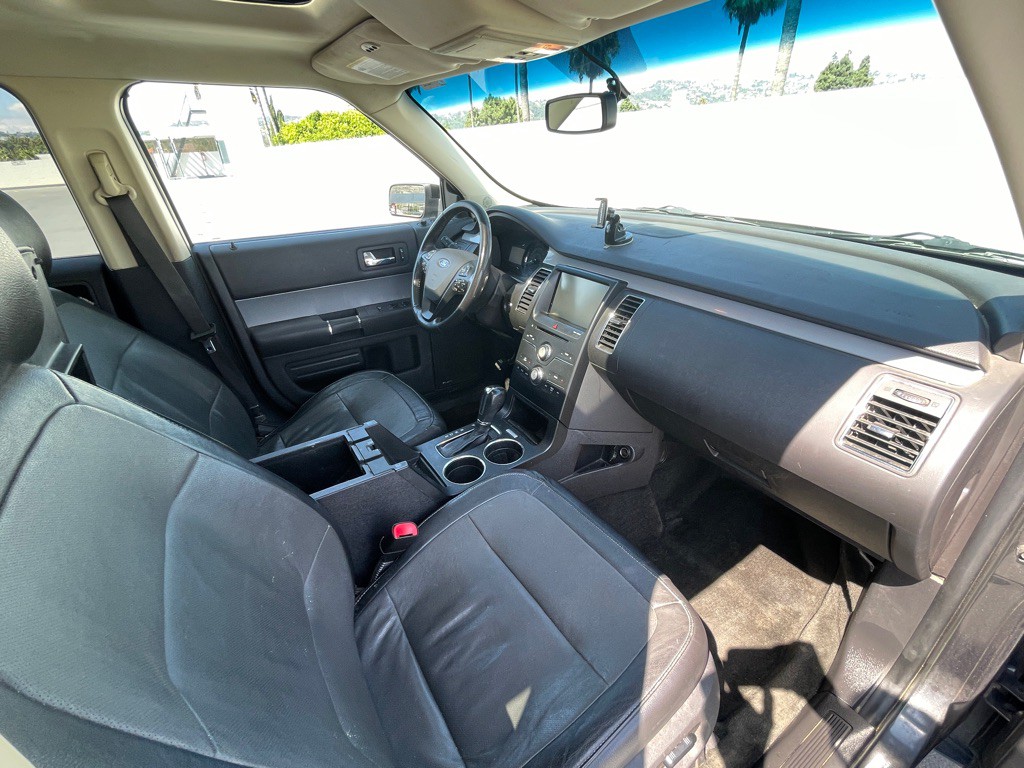 2015 Ford Flex Image 102