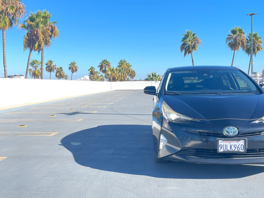 2016 Toyota Prius Image 24