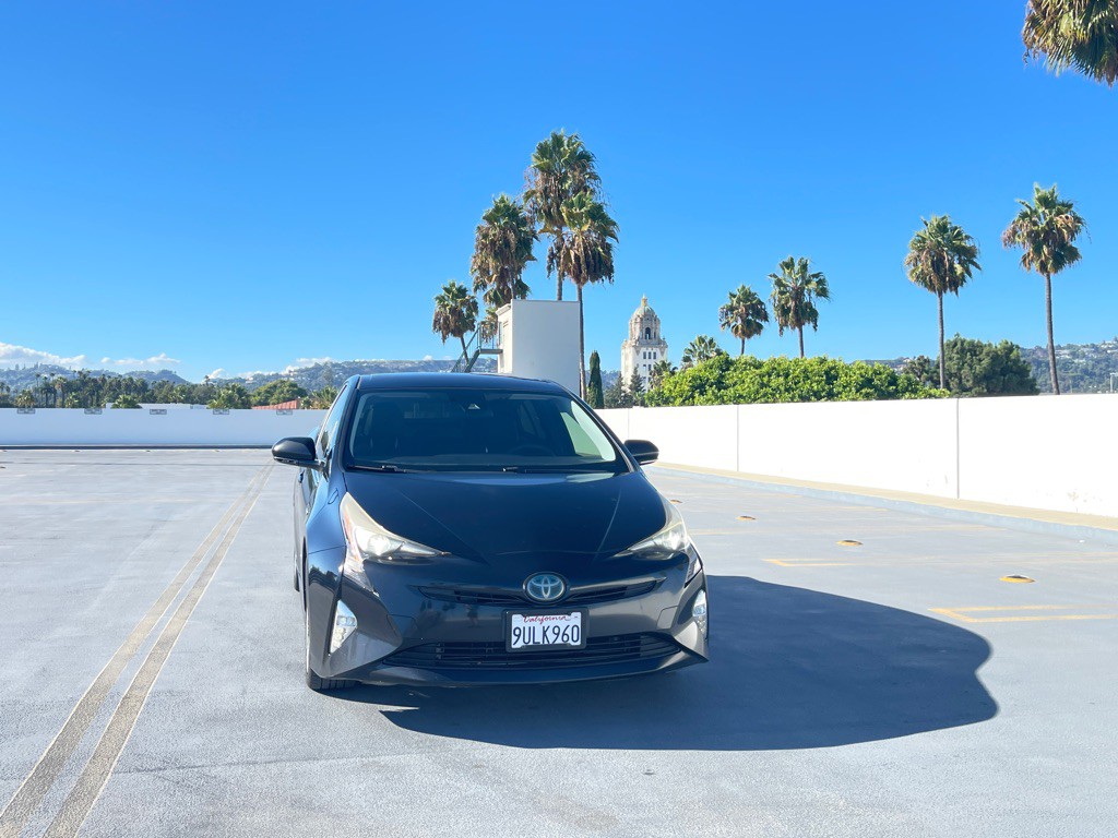 2016 Toyota Prius Image 28