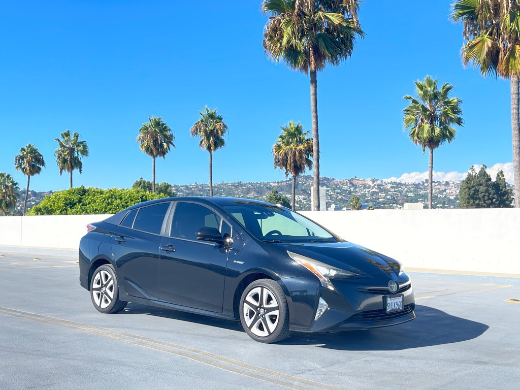 2016 Toyota Prius Image 33
