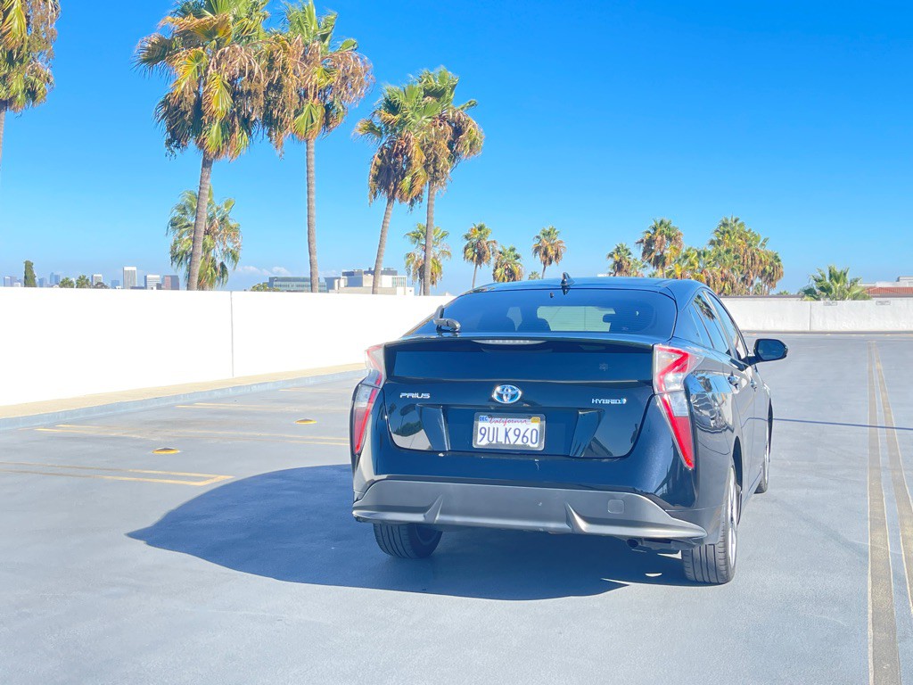2016 Toyota Prius Image 46