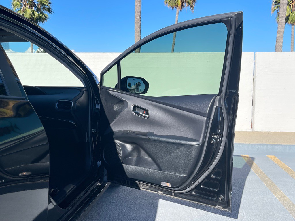 2016 Toyota Prius Image 54