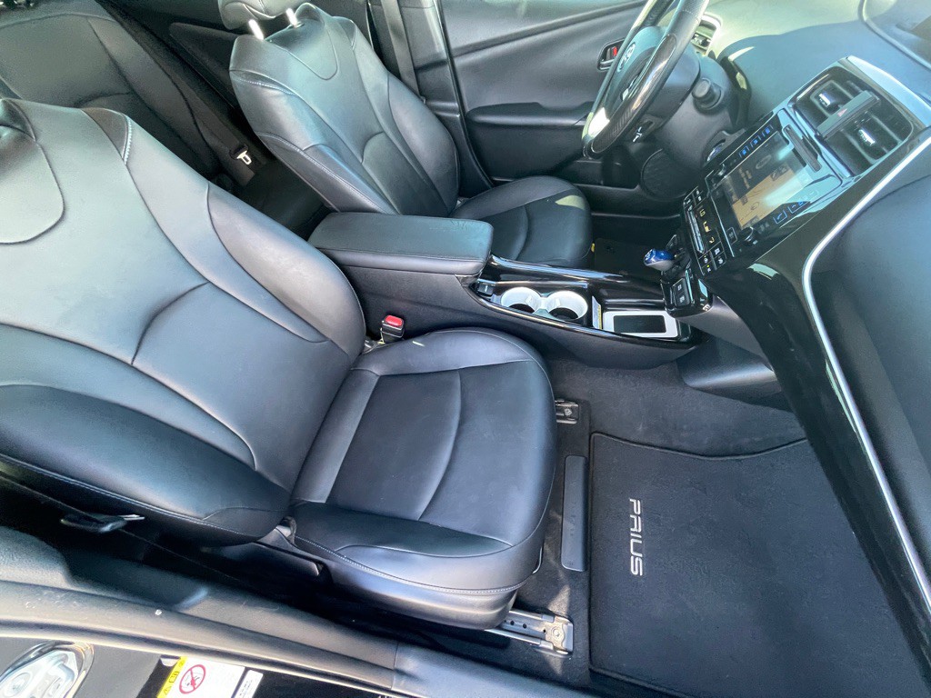2016 Toyota Prius Image 98