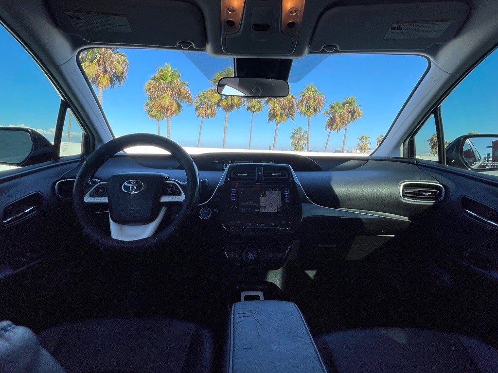 2016 Toyota Prius Image 109