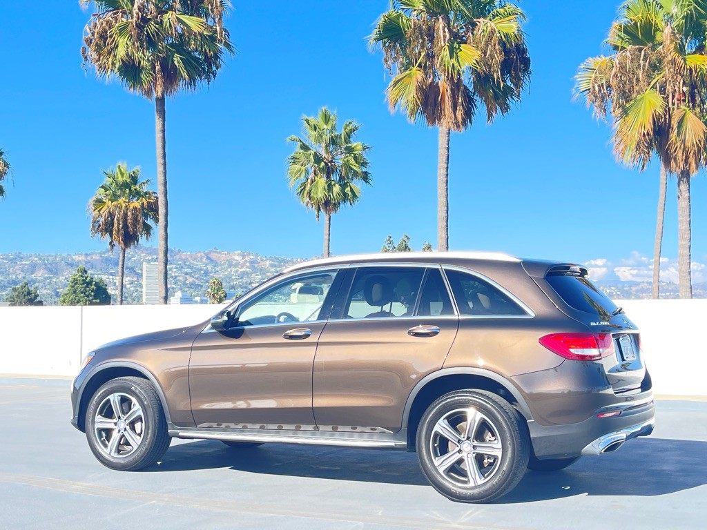 2016 Mercedes-Benz GLC-Class Image 13