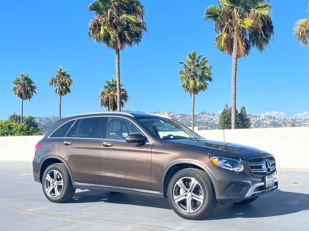 2016 Mercedes-Benz GLC-Class Image 34