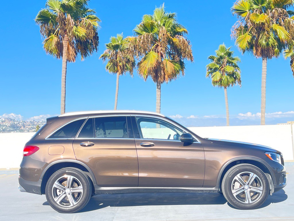 2016 Mercedes-Benz GLC-Class Image 37