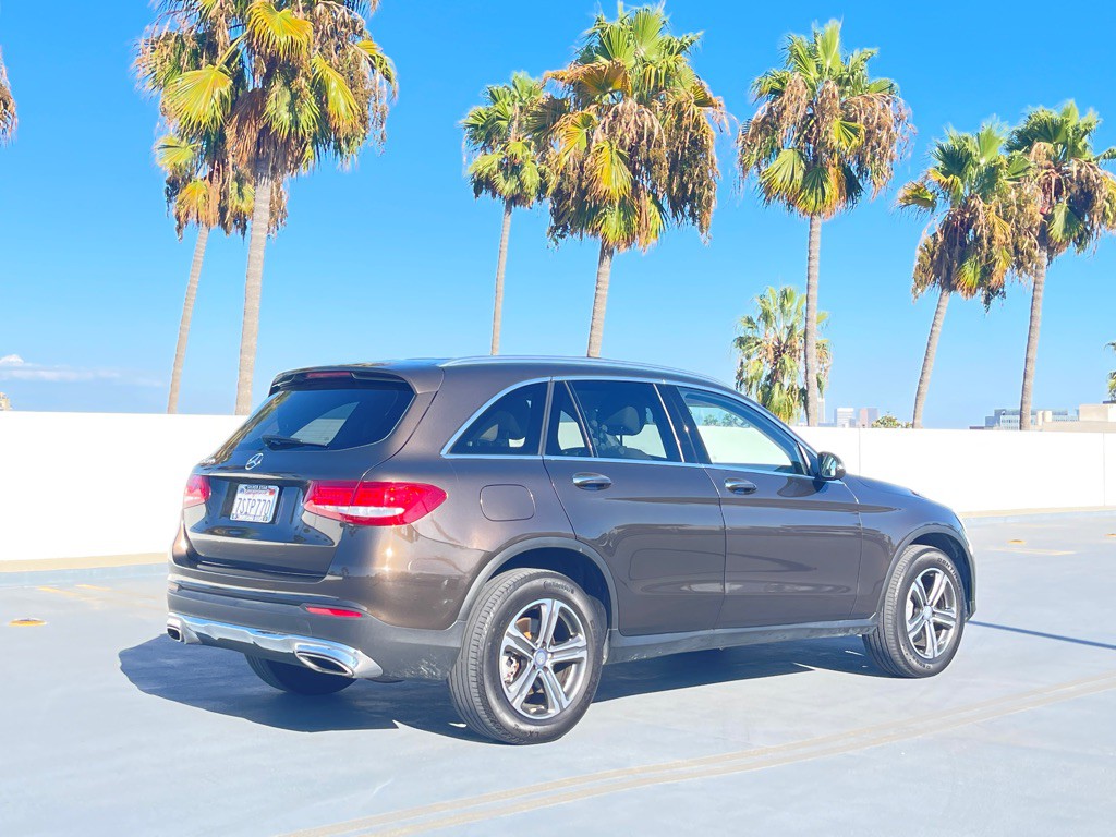 2016 Mercedes-Benz GLC-Class Image 41
