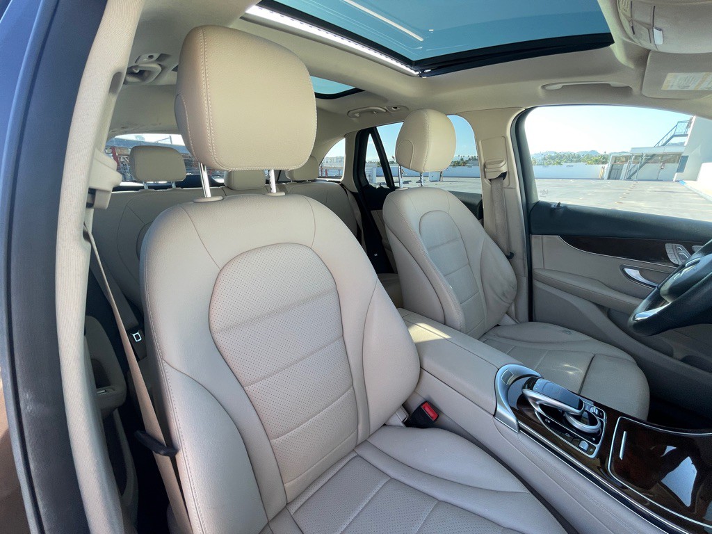 2016 Mercedes-Benz GLC-Class Image 88