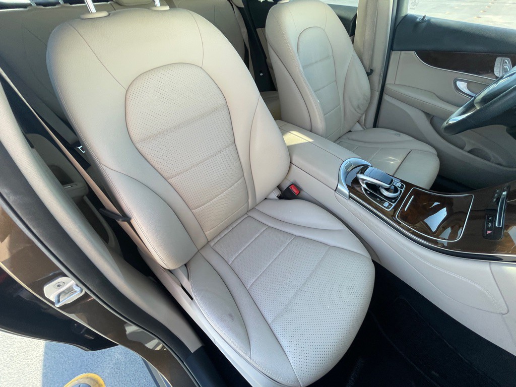 2016 Mercedes-Benz GLC-Class Image 90