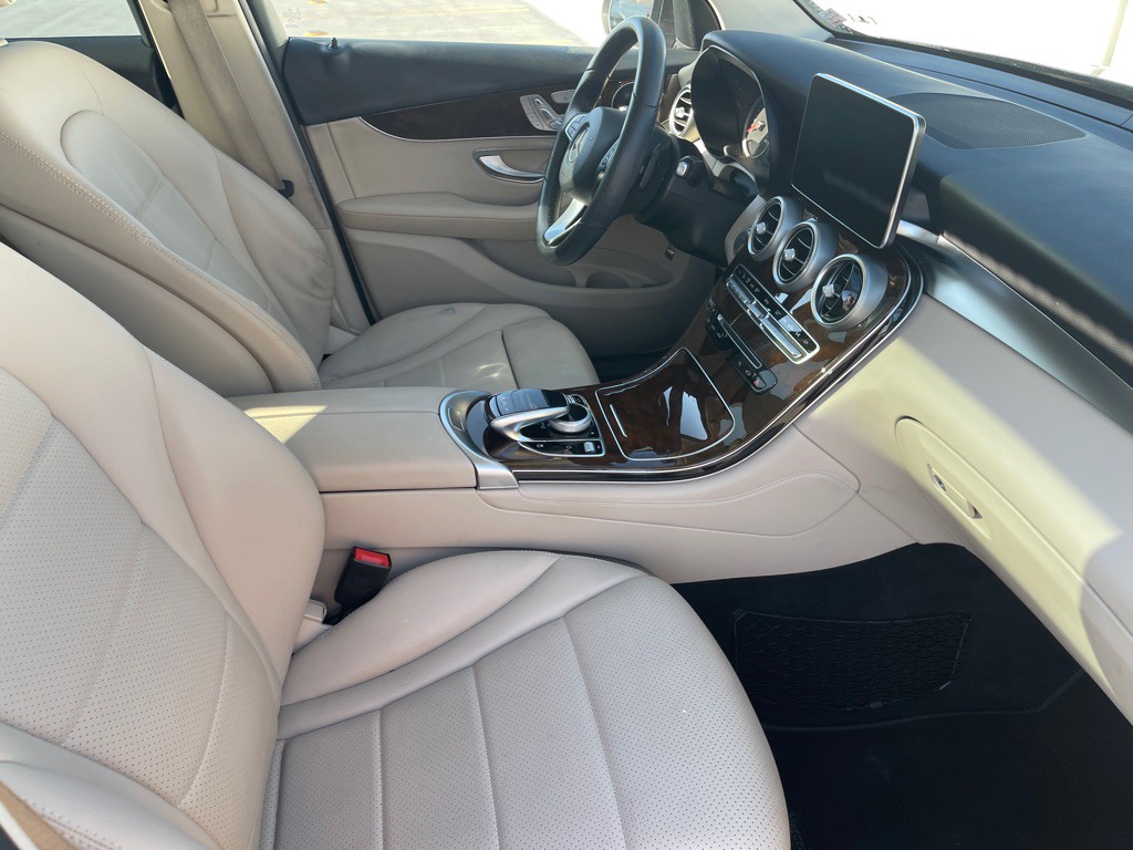 2016 Mercedes-Benz GLC-Class Image 93