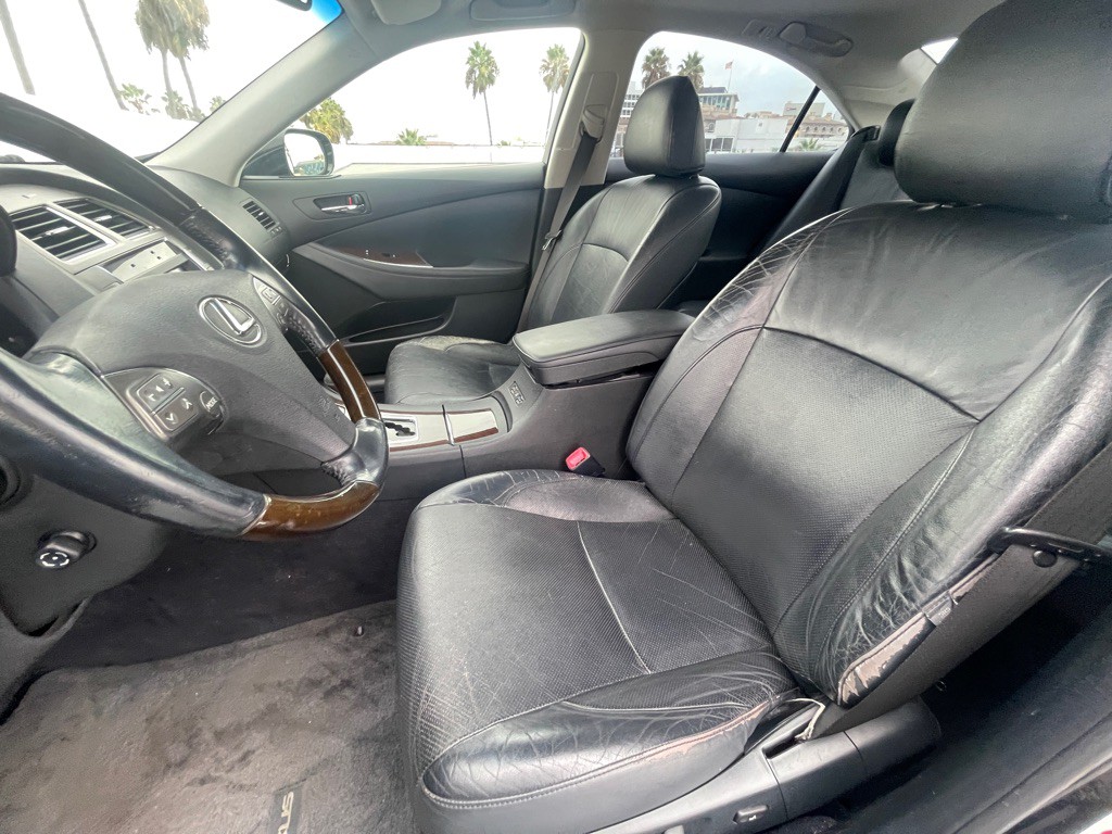 2011 Lexus ES Image 61