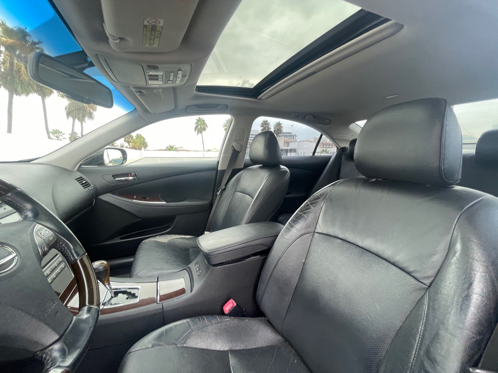 2011 Lexus ES Image 62