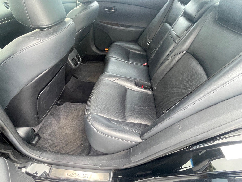 2011 Lexus ES Image 65
