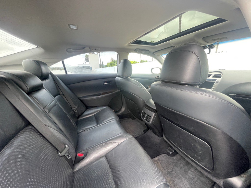 2011 Lexus ES Image 84