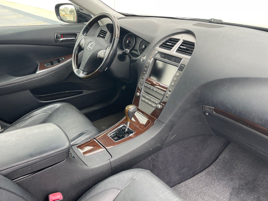 2011 Lexus ES Image 91