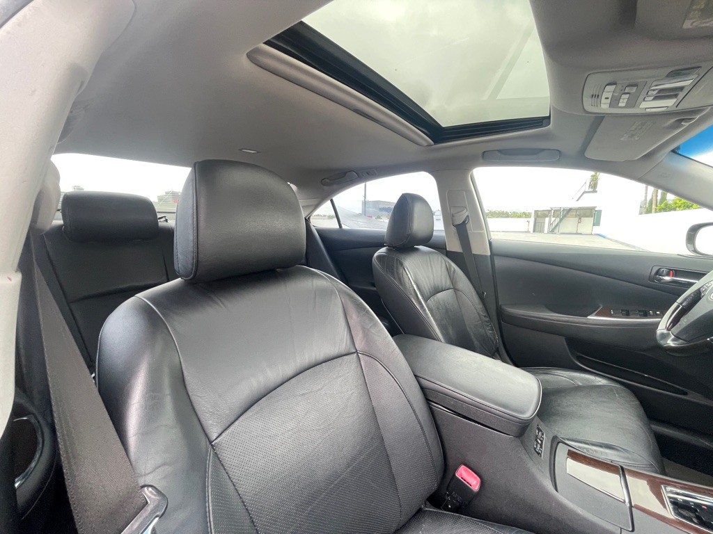 2011 Lexus ES Image 97