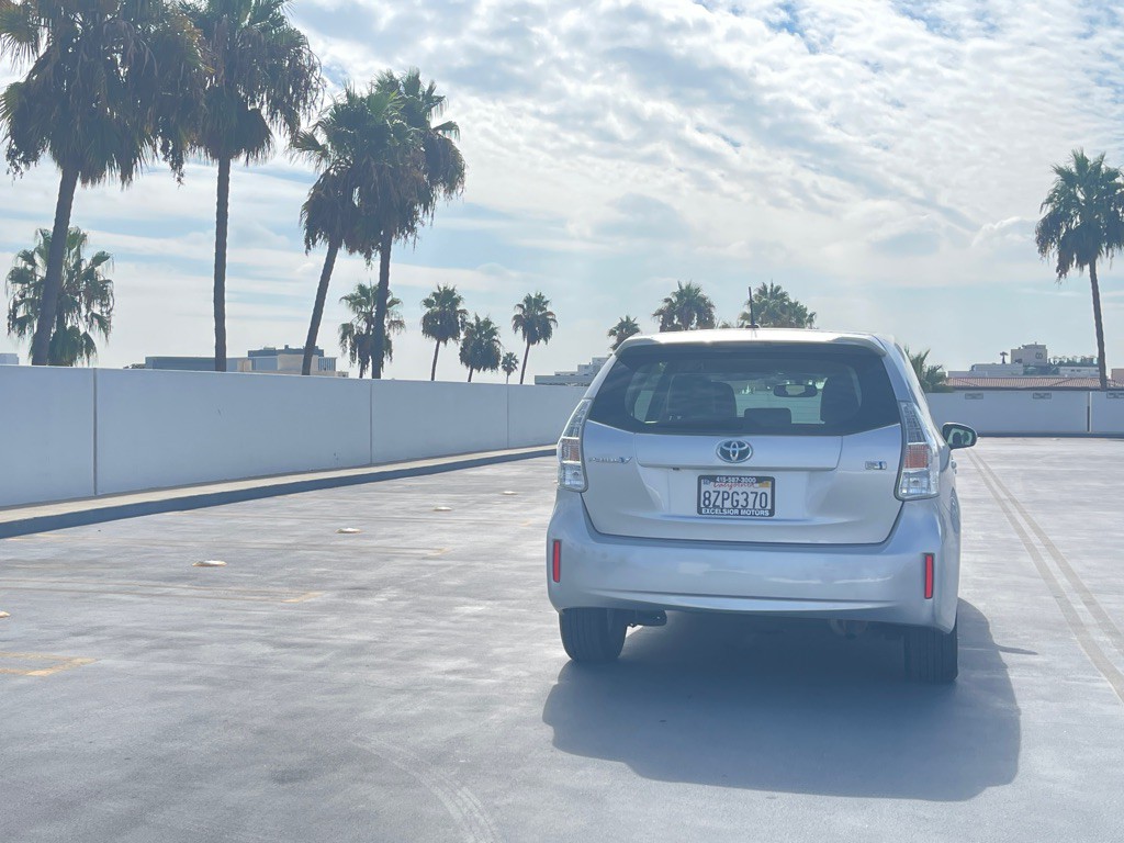 2013 Toyota Prius Image 46