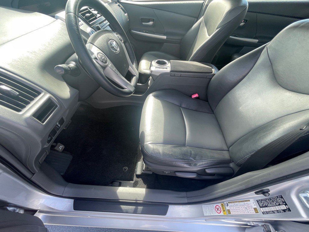 2013 Toyota Prius Image 51