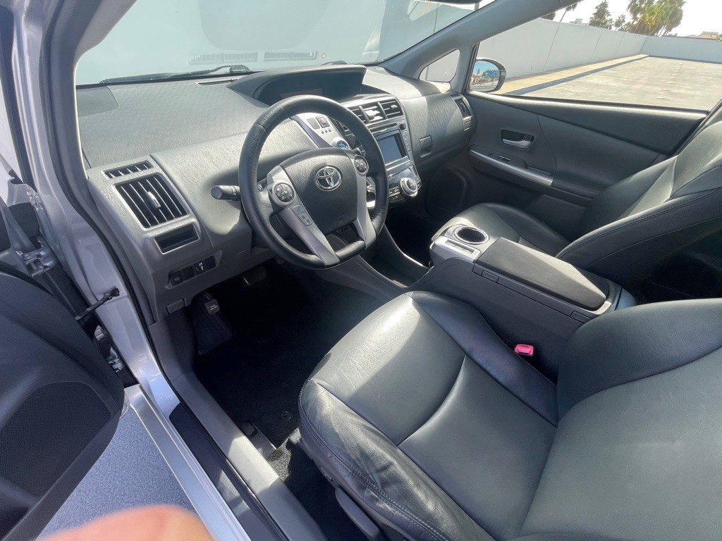2013 Toyota Prius Image 53