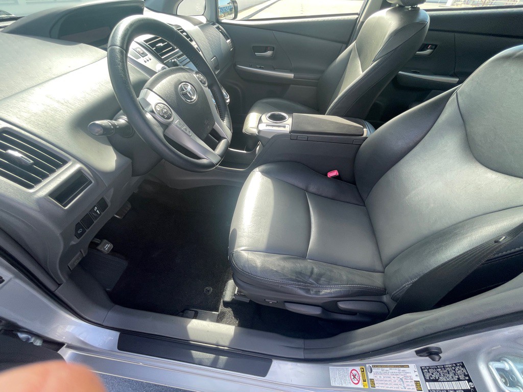 2013 Toyota Prius Image 59