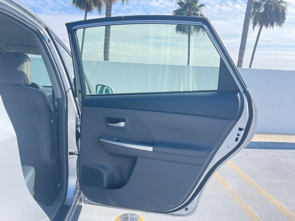 2013 Toyota Prius Image 62