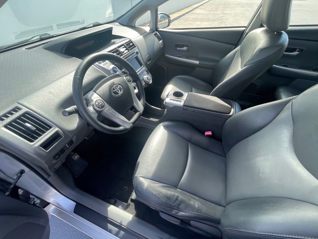 2013 Toyota Prius Image 67