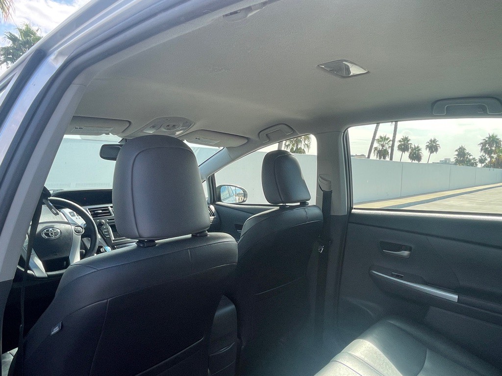 2013 Toyota Prius Image 79