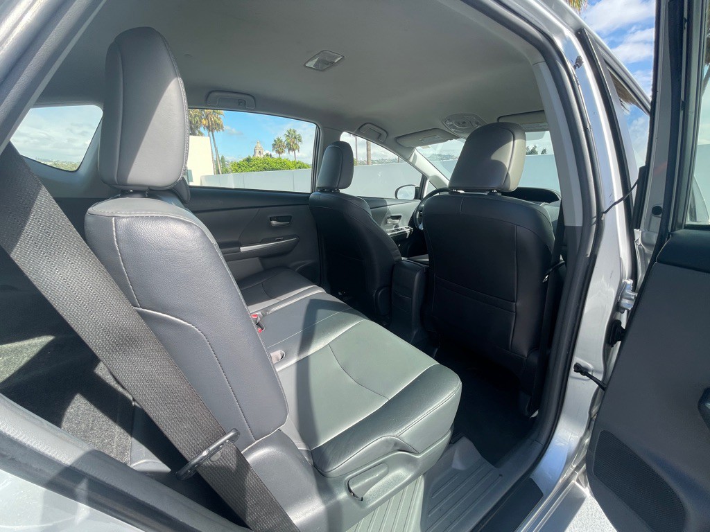 2013 Toyota Prius Image 87