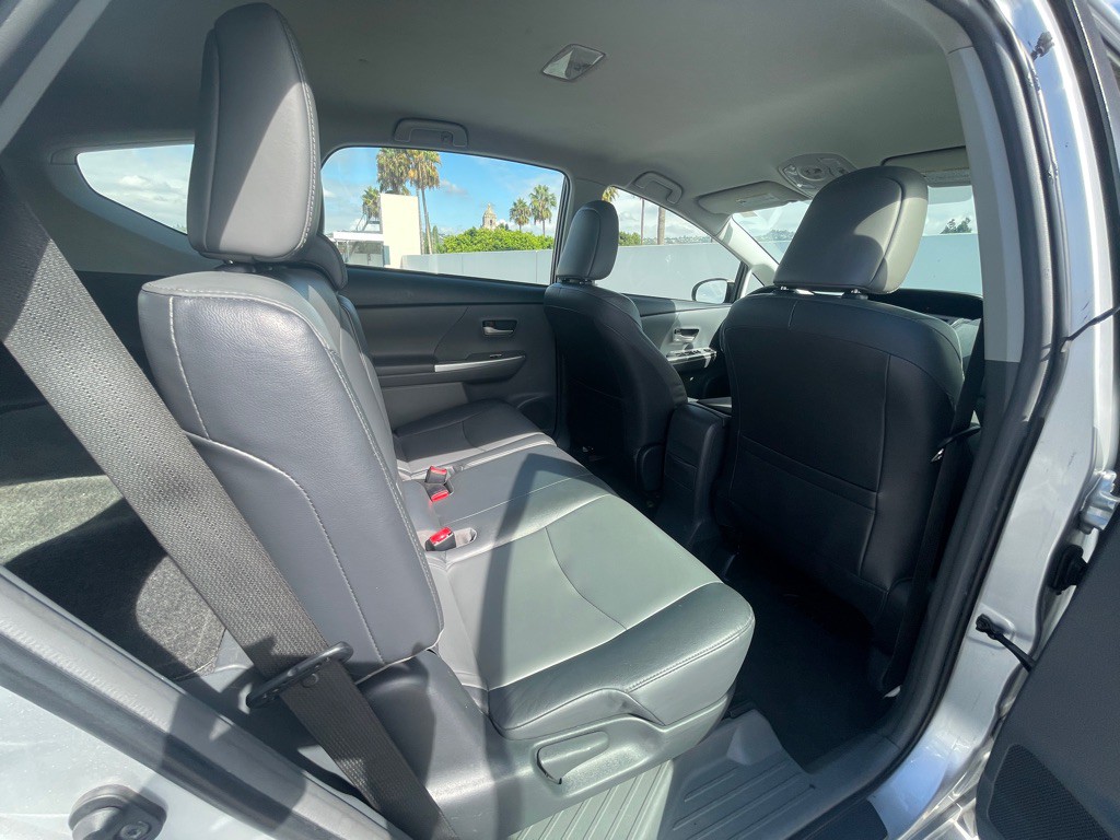 2013 Toyota Prius Image 88