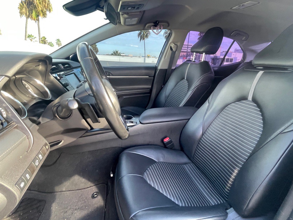 2020 Toyota Camry Image 106