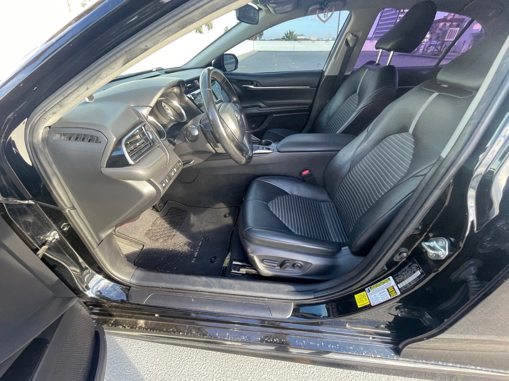 2020 Toyota Camry Image 5