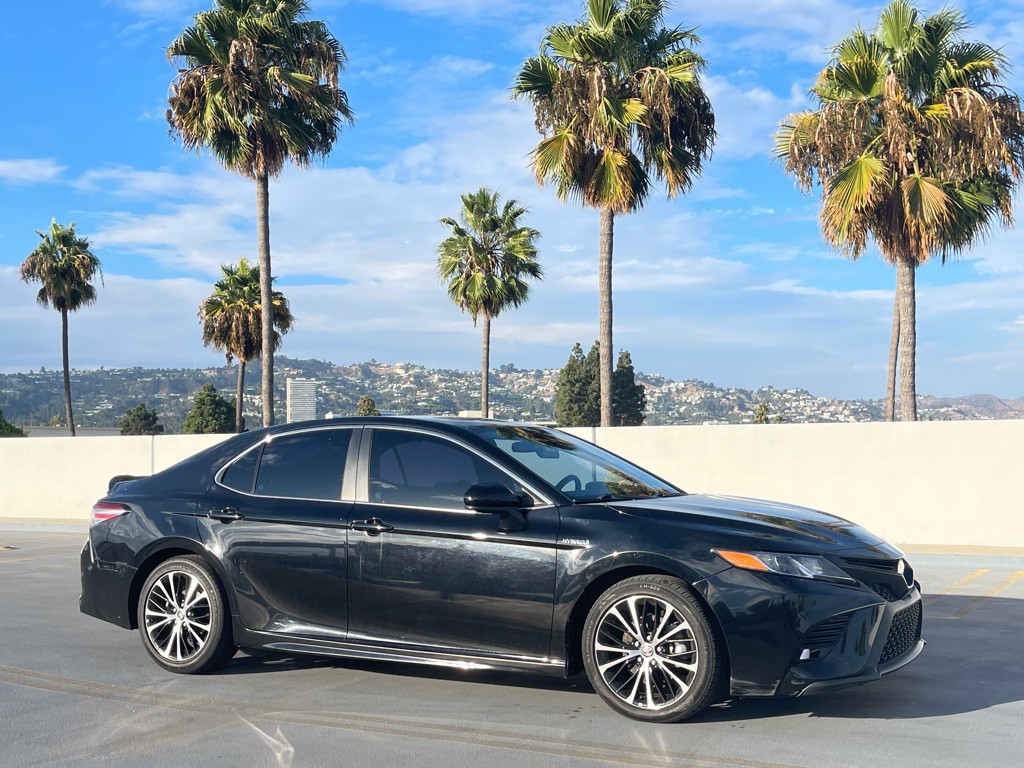 2020 Toyota Camry Image 56