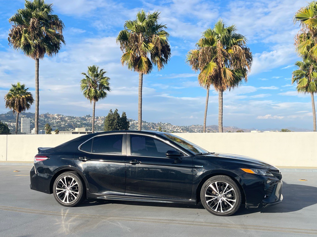2020 Toyota Camry Image 57