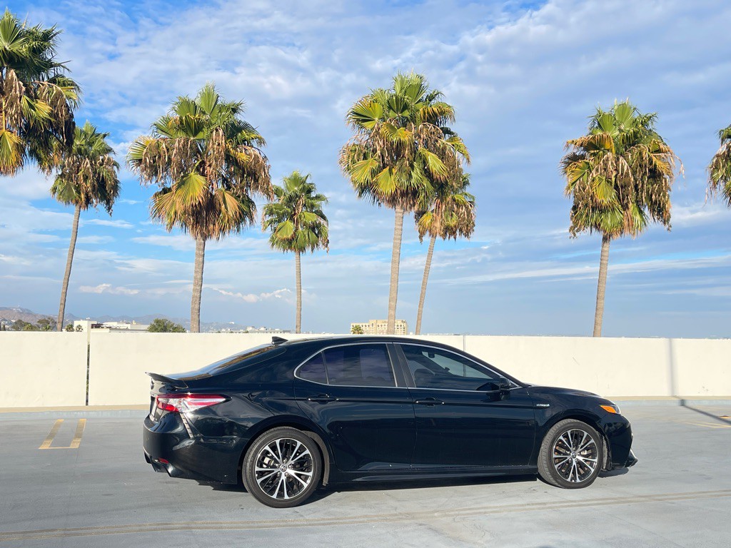 2020 Toyota Camry Image 63
