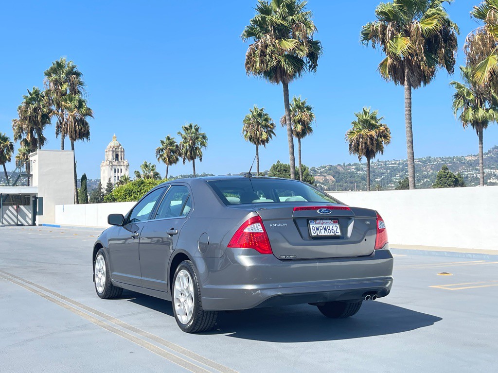 2010 Ford Fusion Image 11