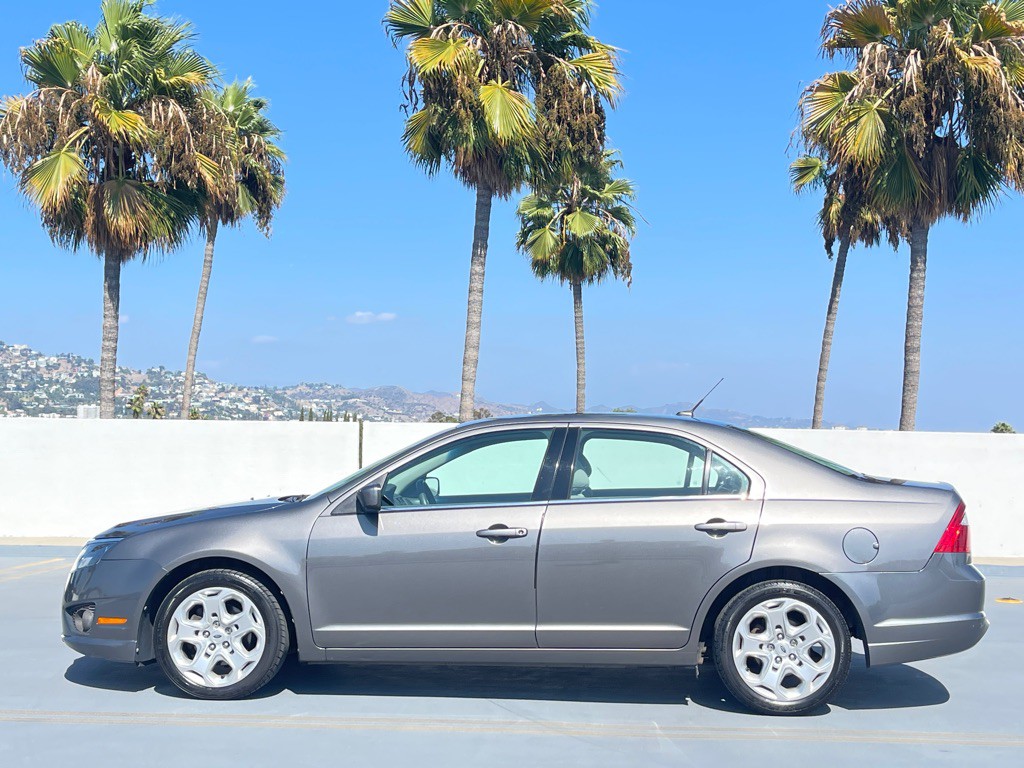 2010 Ford Fusion Image 15