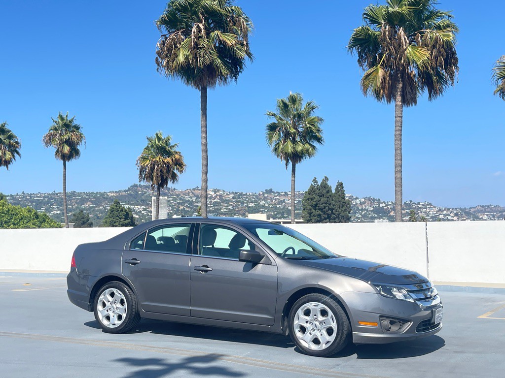 2010 Ford Fusion Image 34